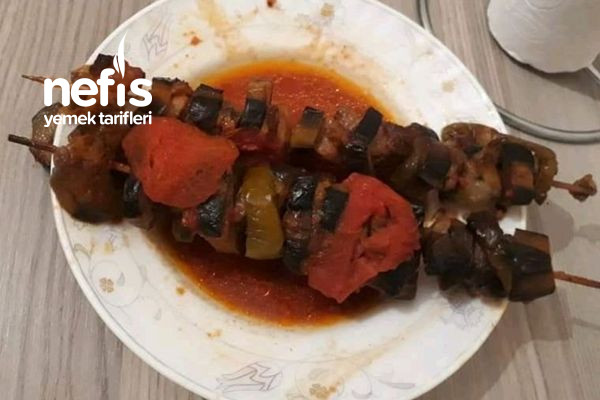 kuzu-etli-patlican-sis-kebabi.jpg