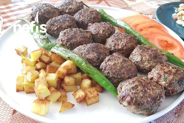 ici-sulu-sulu-ekmek-ici-olmadan-kofte-tarifi.jpg