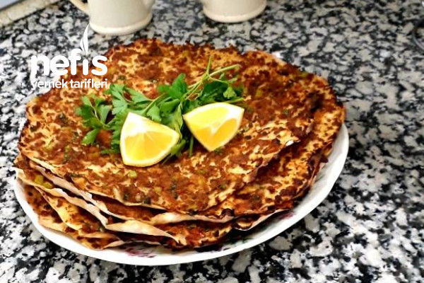 lahmacun-1.jpg