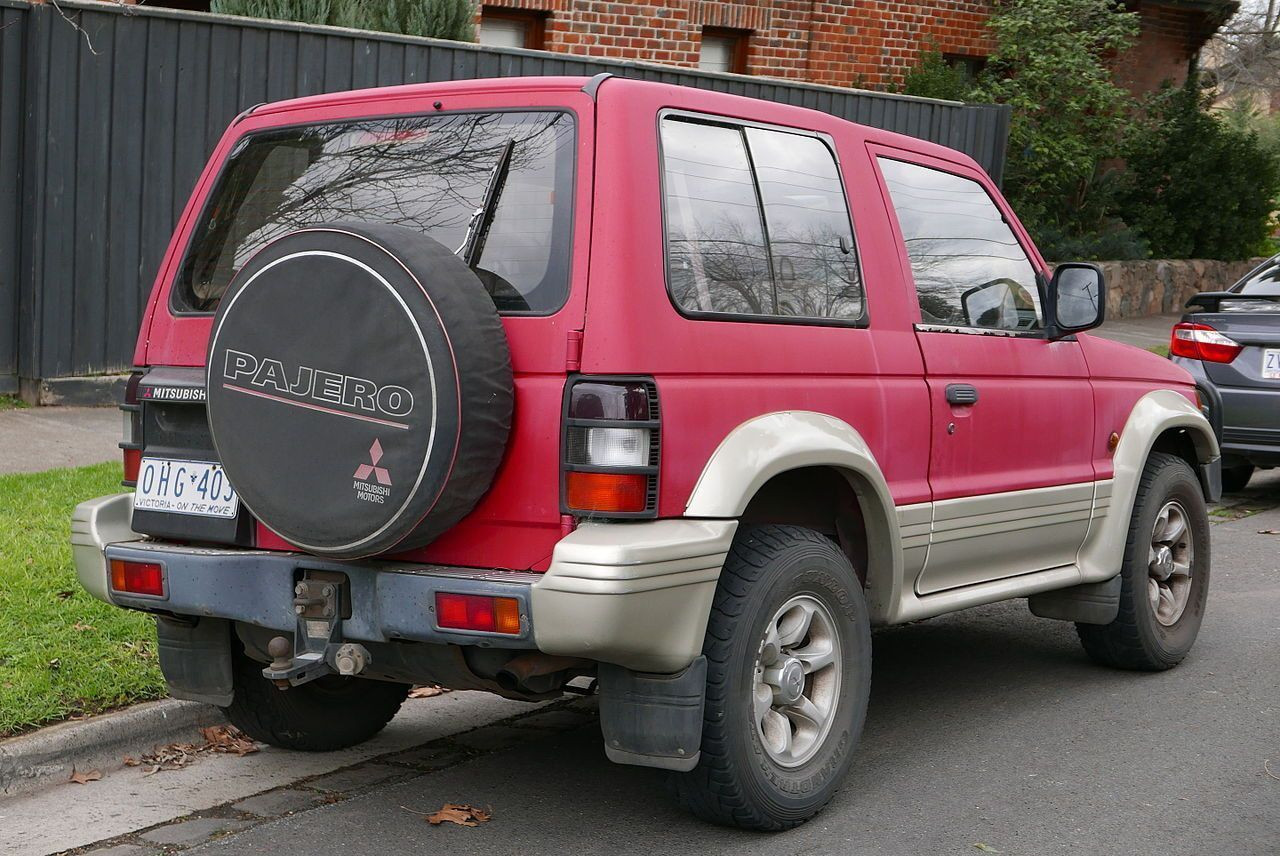 1993-mitsubishi-pajero-nj-gls-har-s-e7lN.jpg