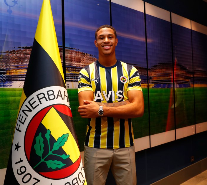 fenerbahce-oosterwolde-ile-sozlesme-imzaladi_7ca15308.jpg