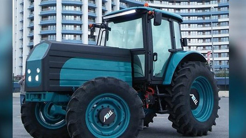 yerli-ve-milli-elektrikli-traktorun-prototipi-tamamlandi-sira-seri-uretimde-1557904909.jpg