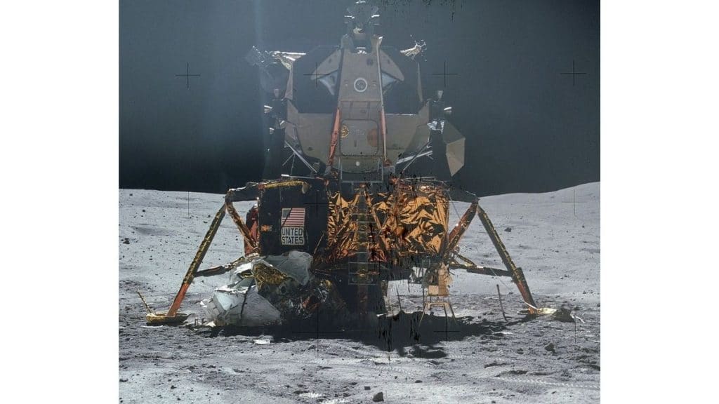 Apollo-16 Apollo uzay programı