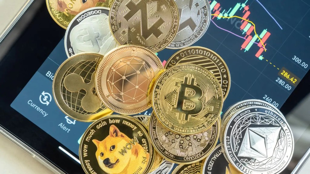 106957907-1633977687219-gettyimages-1326770854-cryptocurrency_mix-09759_ed.jpeg