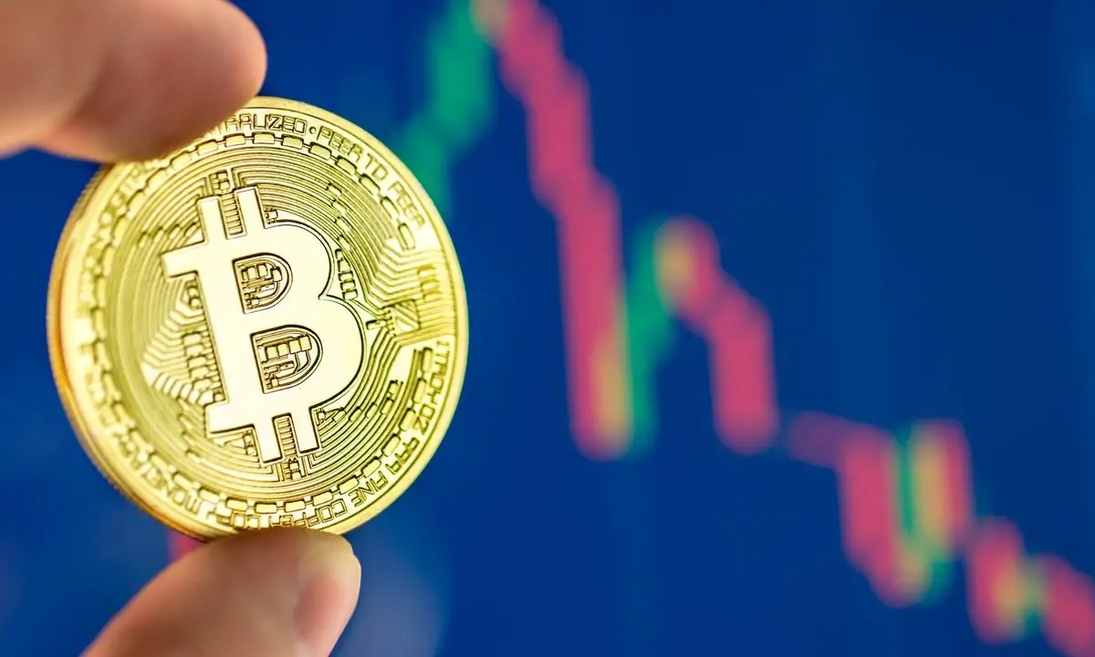 bitcoin-price-drop-cryptocurrency.jpg