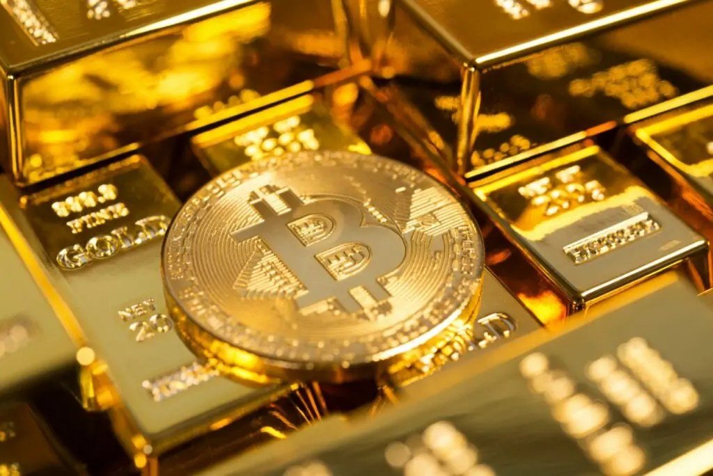 Bitcoin-and-gold-e1561535838310-1024x684.jpg