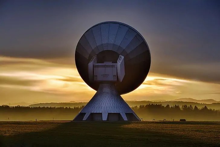 antenna-contact-dawn-dusk-wallpaper-preview.jpg