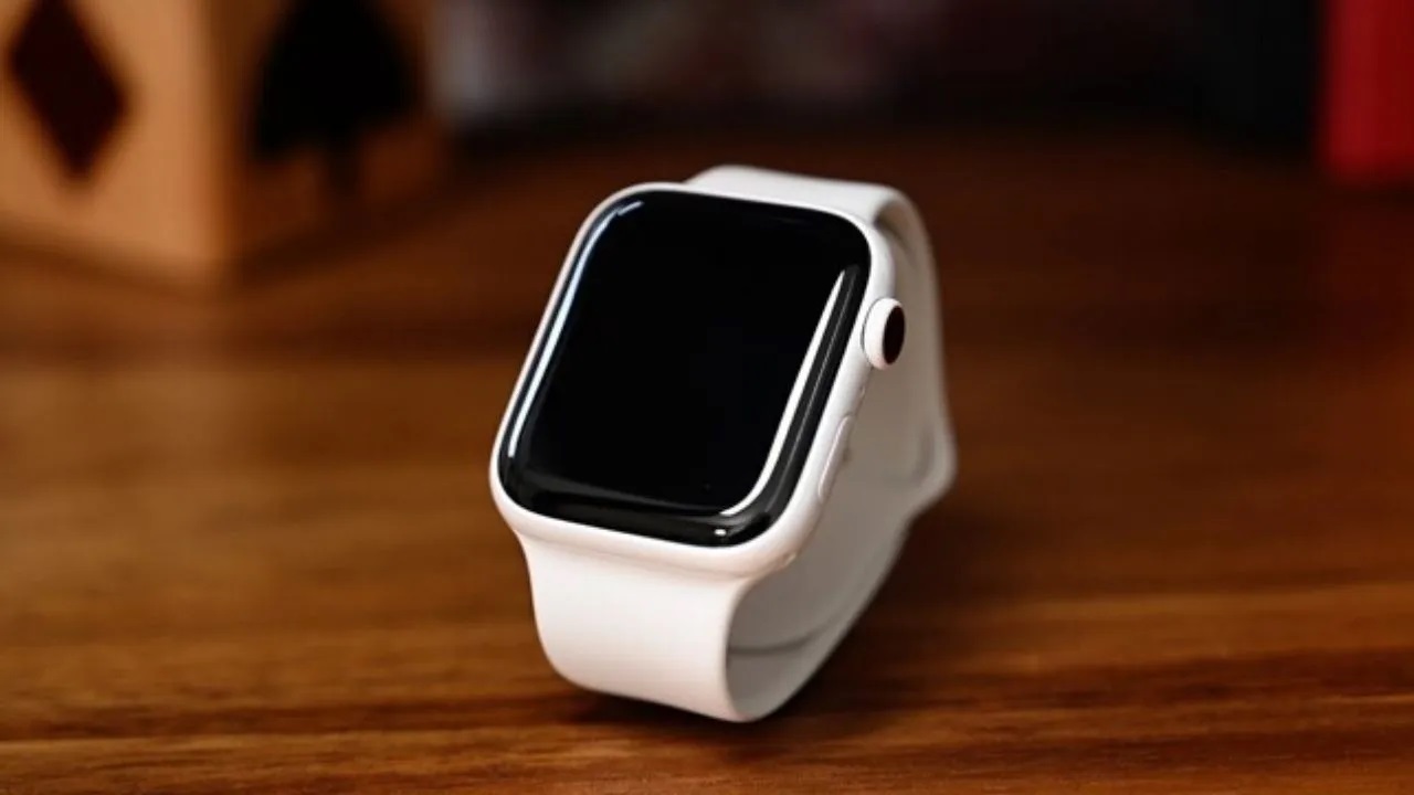 apple-watch-series-6-ucretsiz-onarim-programi.jpg